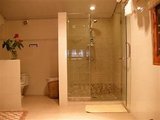Petit Inn Lijiang  Zewnętrze zdjęcie